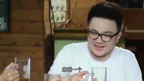 高素质吃瓜路人,揭秘高素质吃瓜路人的独特魅力与生活态度